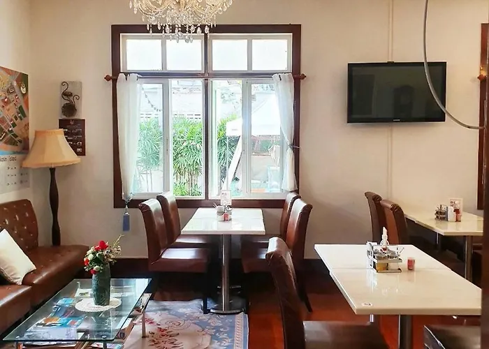 Hotel Dinsomon Bangkok