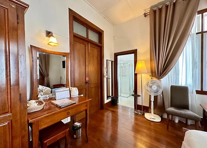 Dinsomon 3* Bangkok