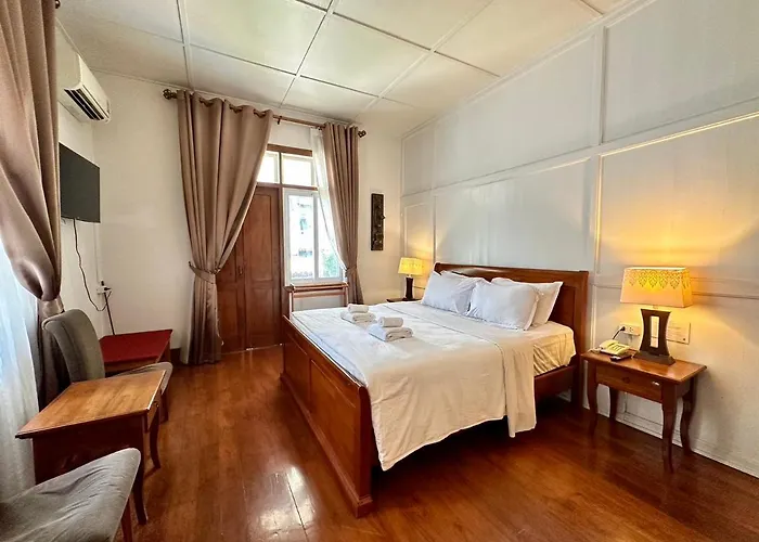 Hotel Dinsomon