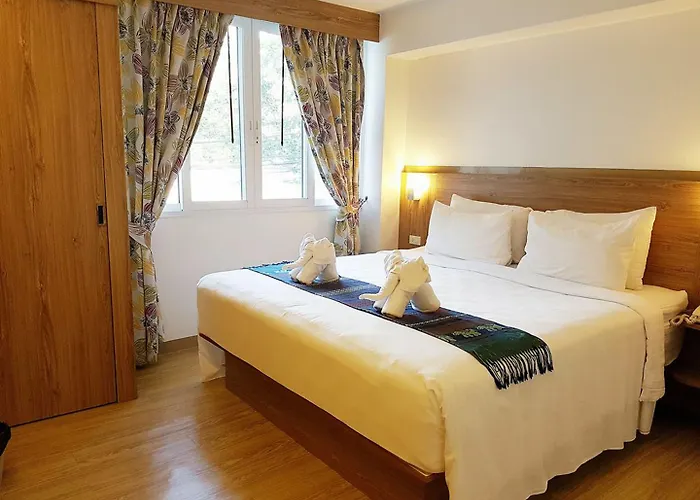 Dinsomon 3* Bangkok