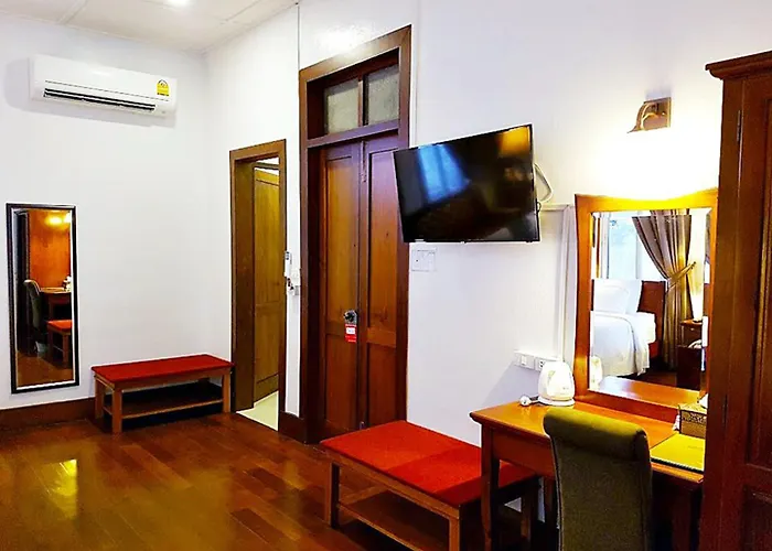 Hotel Dinsomon