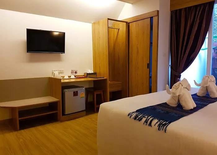 Dinsomon 3* Bangkok
