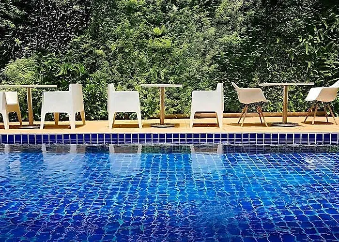 Dinsomon 3* Bangkok