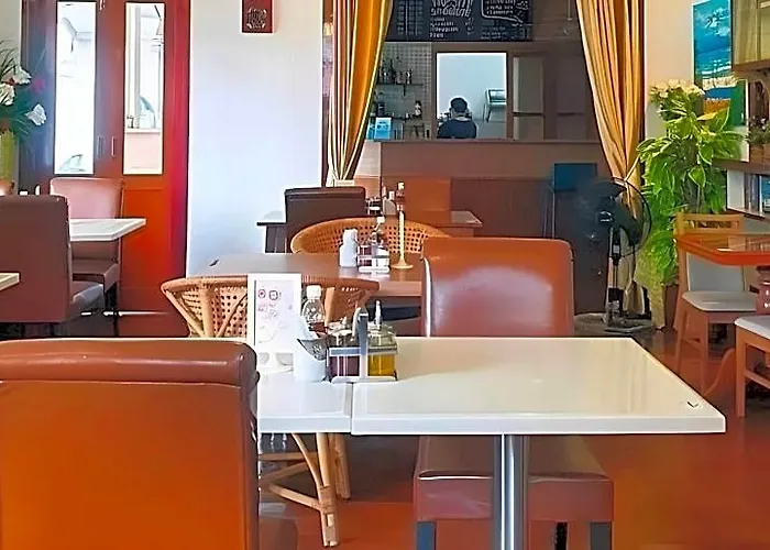Dinsomon 3* Бангкок